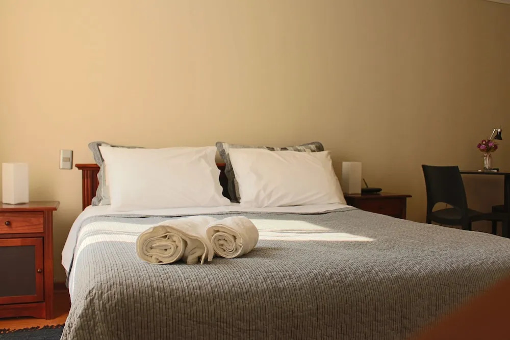 UH ApartHotel Lastarria 70
