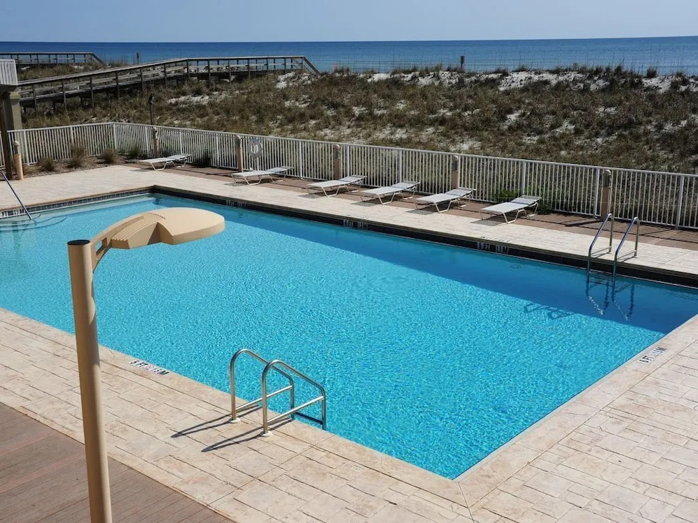 Portside S "beauty And The Beach" 3 Bedroom Townhouse by RedAwning