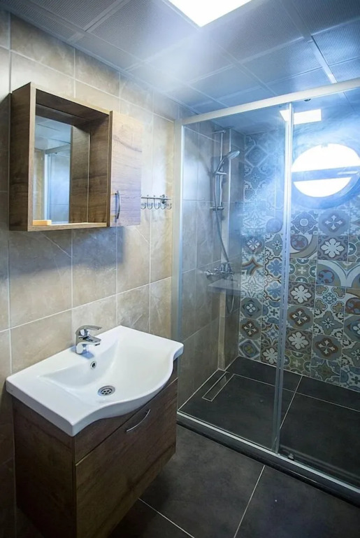 Tenedion Hotel