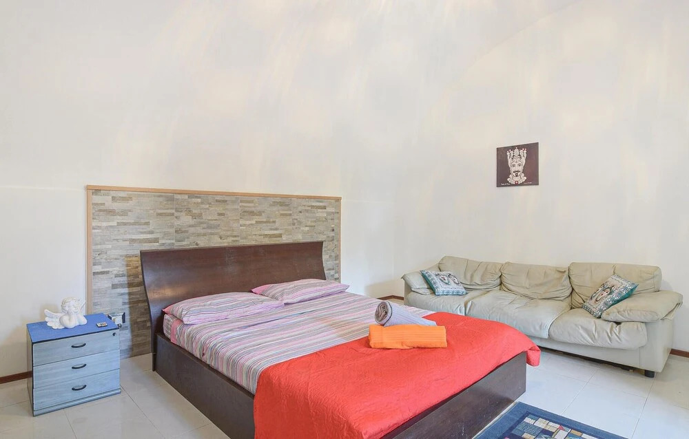 Amazing Home in Ragusa With 2 Bedrooms and Wifi