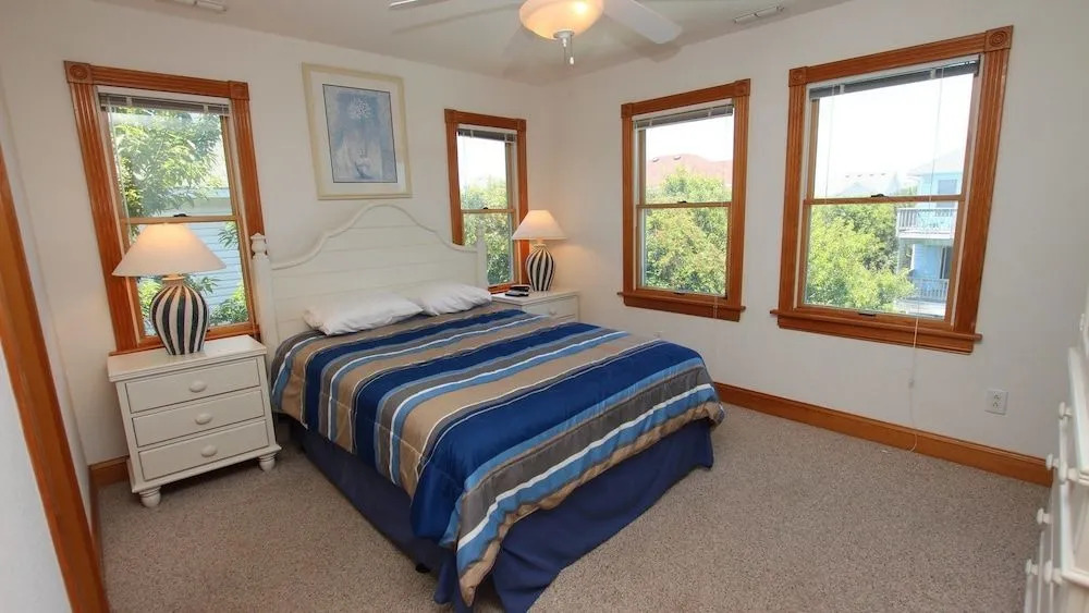 Sole a Mare - 6 Br Home
