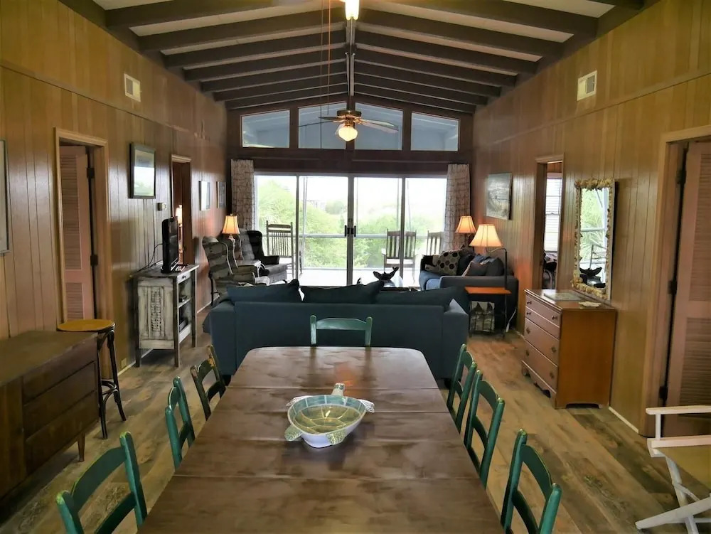 Snug Harbor II - 5 Br Home