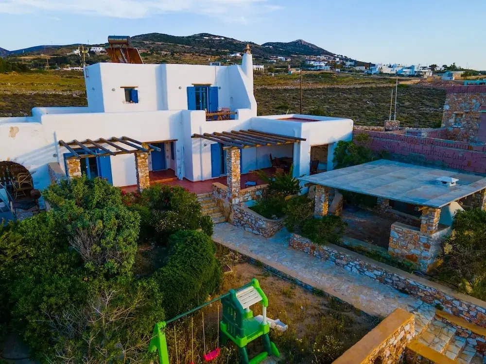 Villa Ioanna for 10 - AllParos Villas