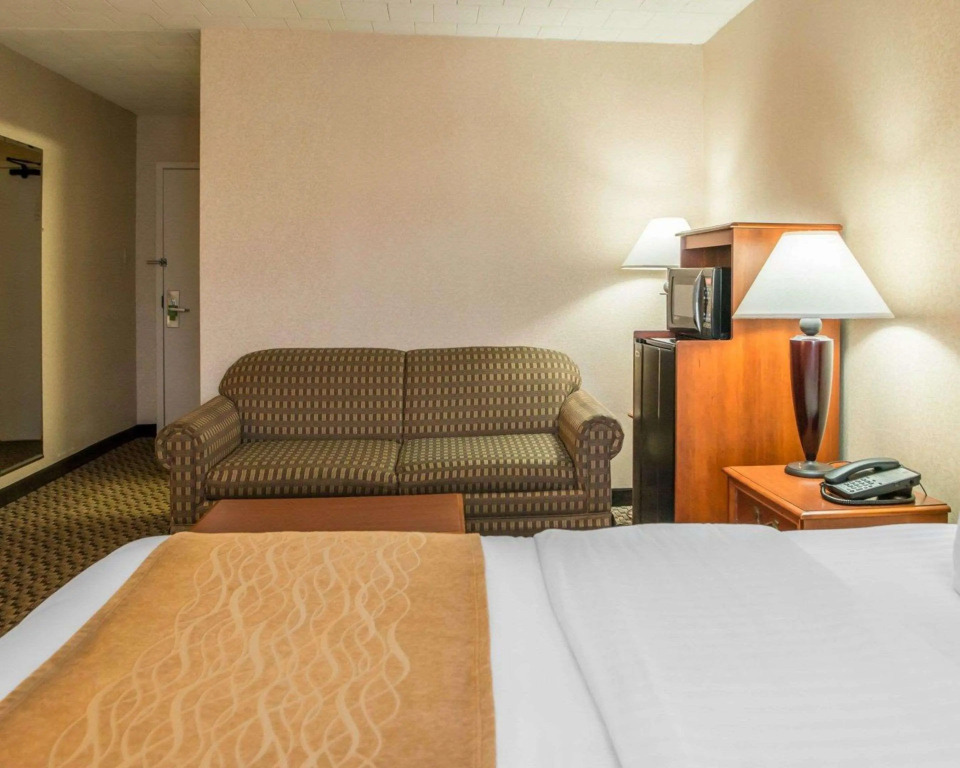 MainStay Suites