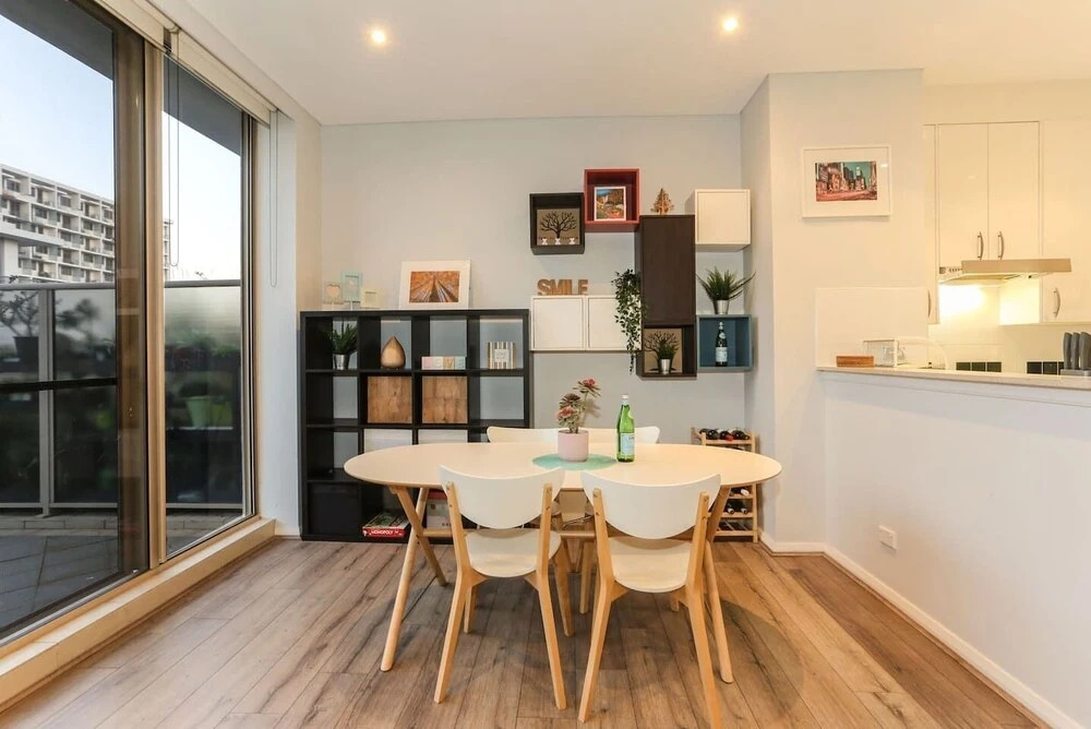Beautiful home 2beds Apt @Waterloo-Close to CBD