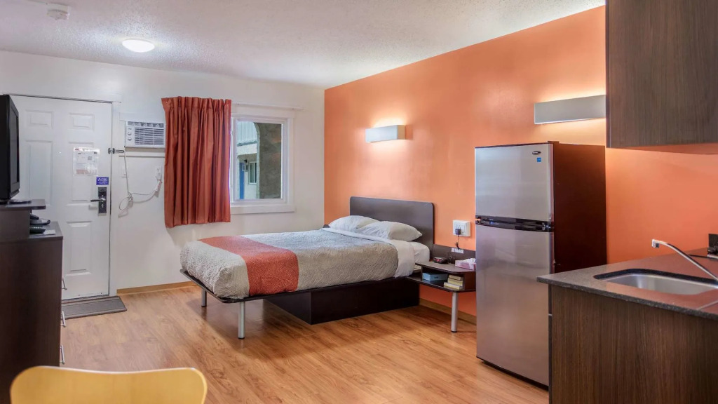 Motel Bo (Camrose)