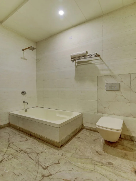 OYO Townhouse 281 Harsh Vihar Near M2K Cinemas Rohini