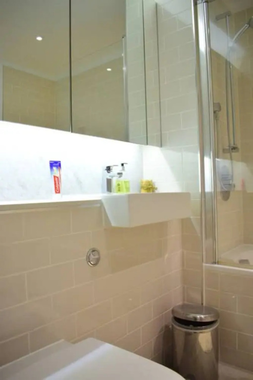 2 Bedroom Apartment Near Elephant And Castle