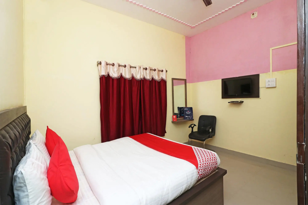 OYO 17171 Sandhya Guest House