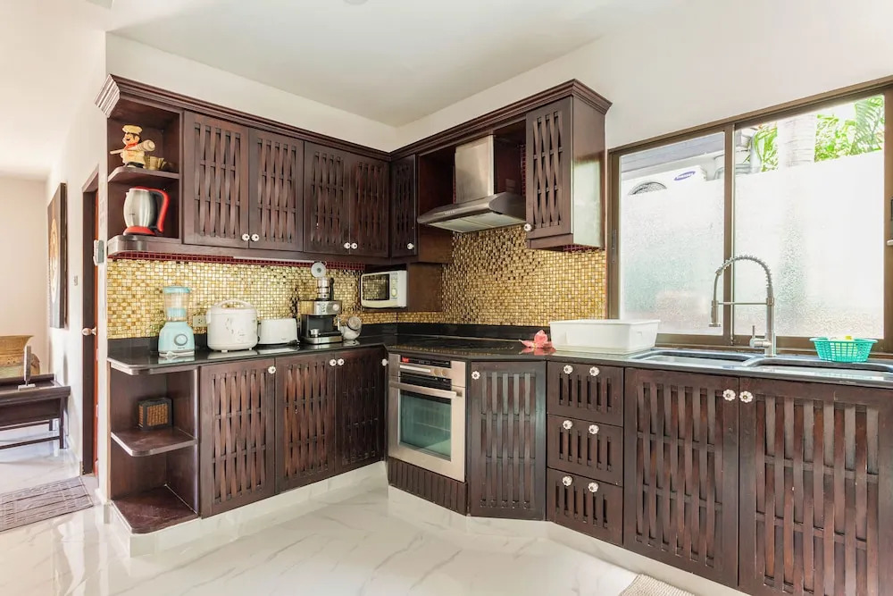 LUMALAND Luxury Pool Villa Pattaya Walking Street
