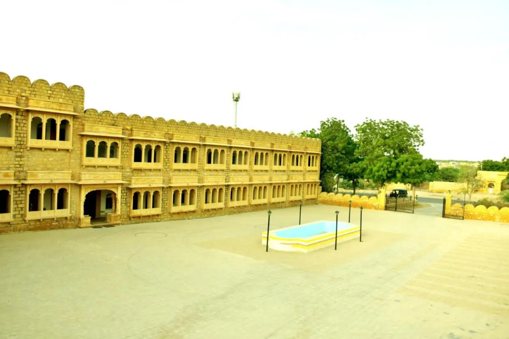 Himmatgarh Palace