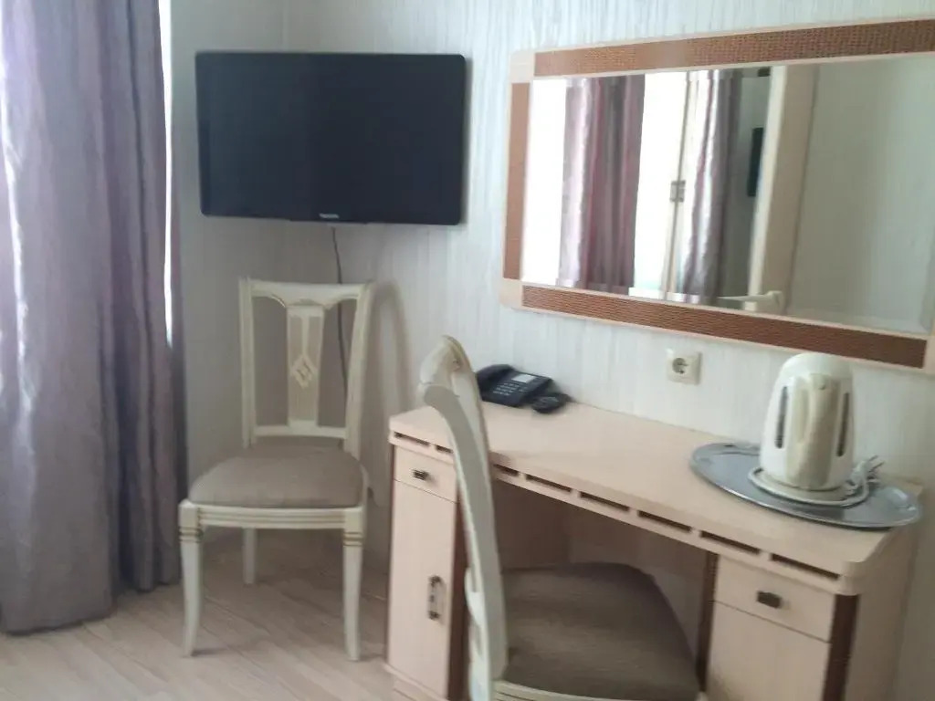 Aquatoria Hotel