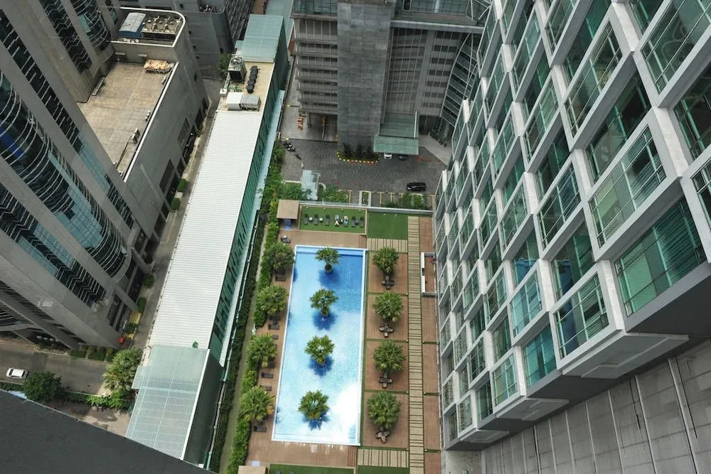 Soho Suites KLCC by Angel