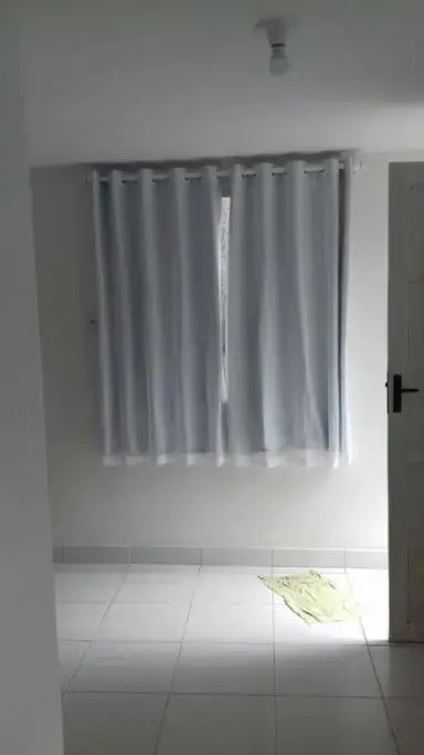 kitnet a 1 quadra da Praia Grande - RJ