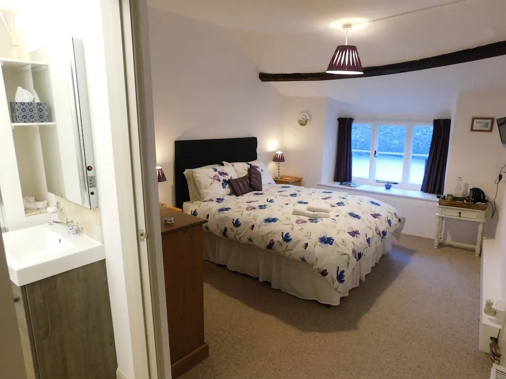Middletown Farmhouse B&B