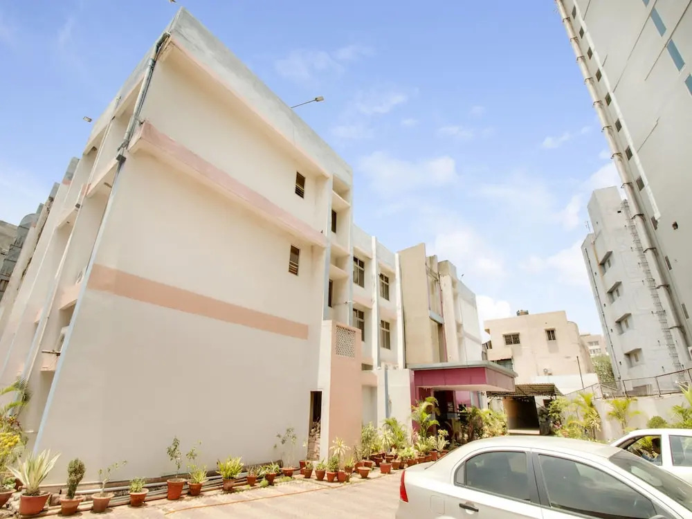 Hans Regency Birsa Vihar