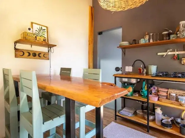 Cabana aconchegante em bombinhas.