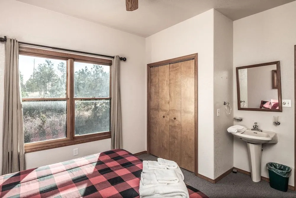 Blue Lake Lodge
