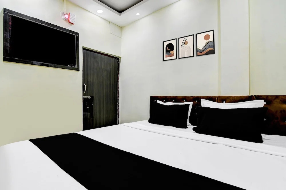 Hotel O Narayana RN Tagore Hospital