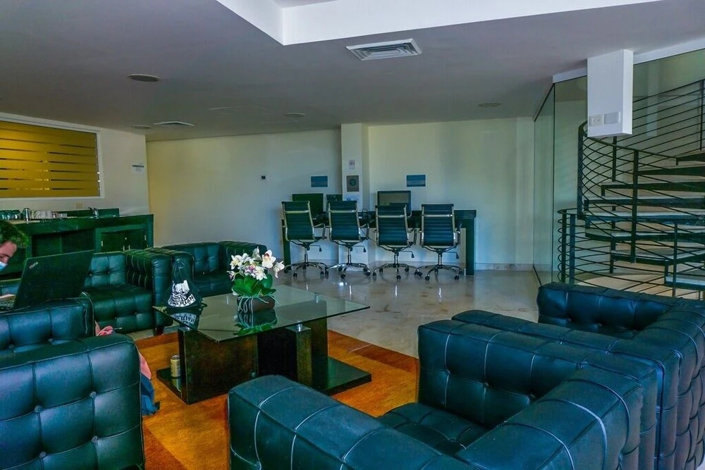 Elements Garden House 10 2 Bedroom Condo by Redawning