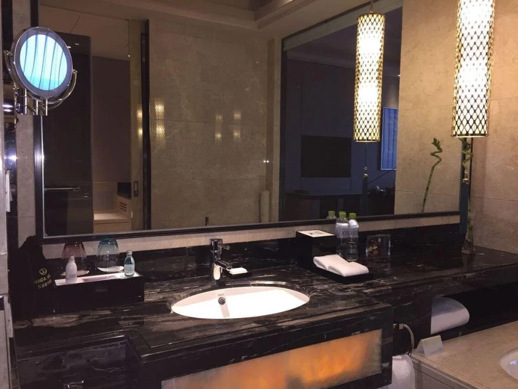 Wanda Realm Chifeng Hotel