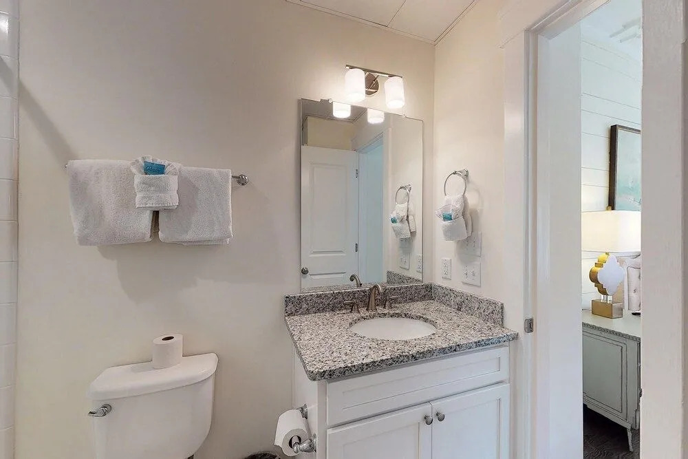 King Suite @ 400 Ocean Suites