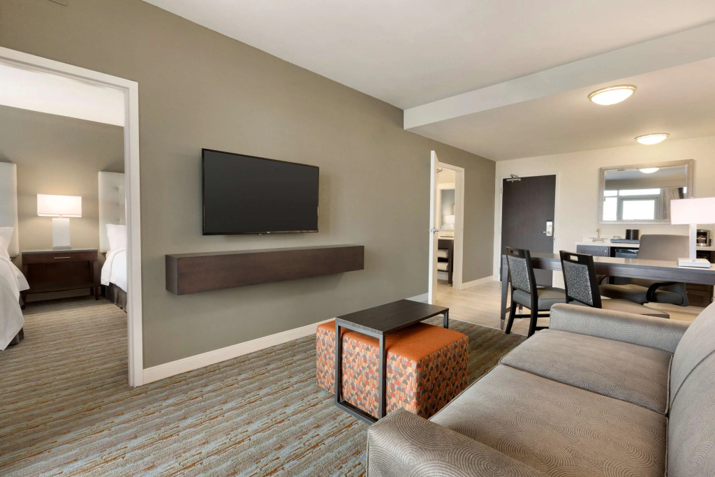 Embassy Suites by Hilton Greenville Downtown Riverplace