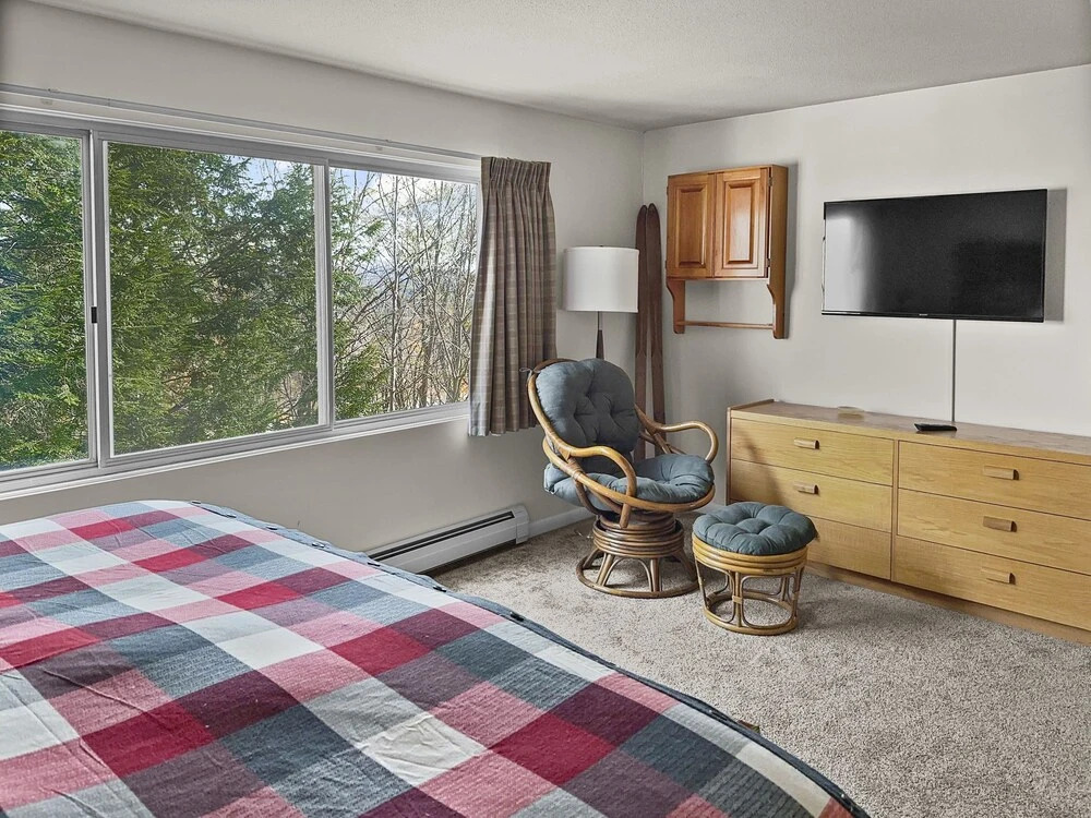 Clocktower 4 Bedroom Condo by RedAwning