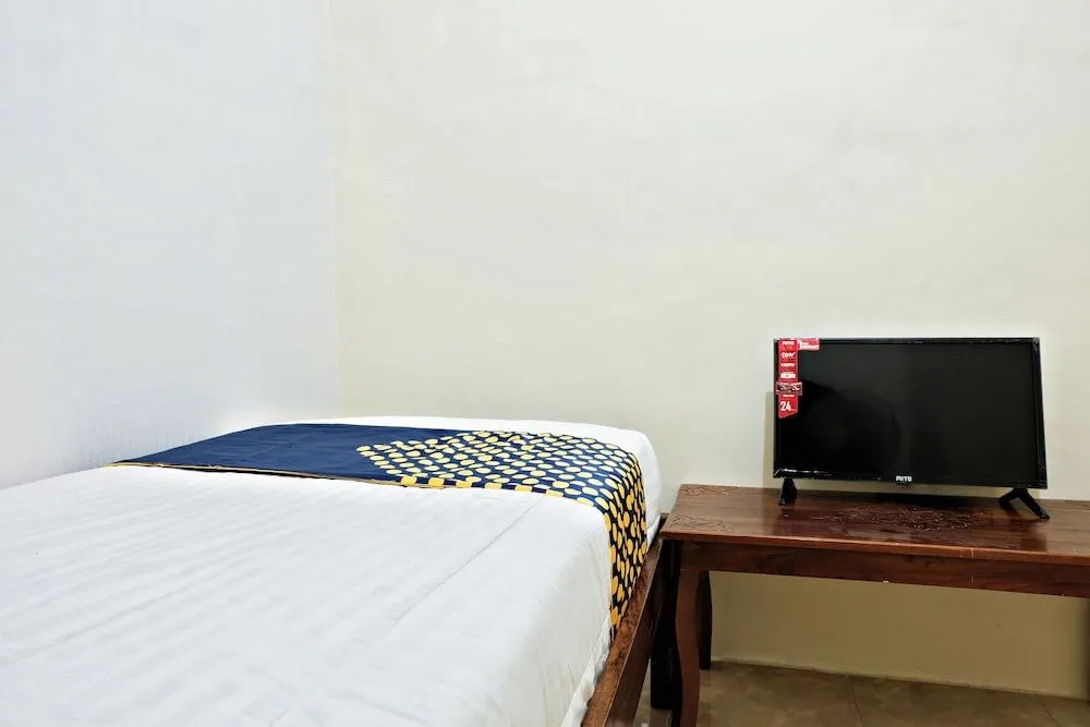 SPOT ON 2742 R5 Homestay