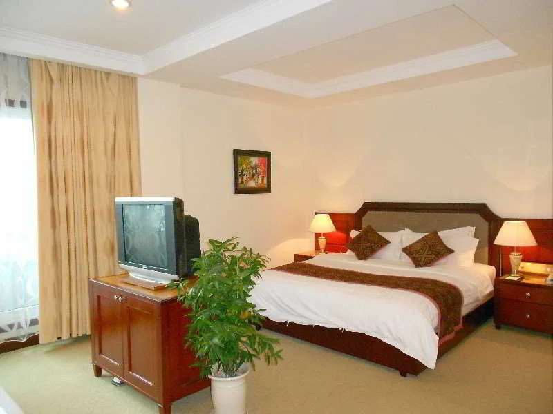 Pearl River Hotel