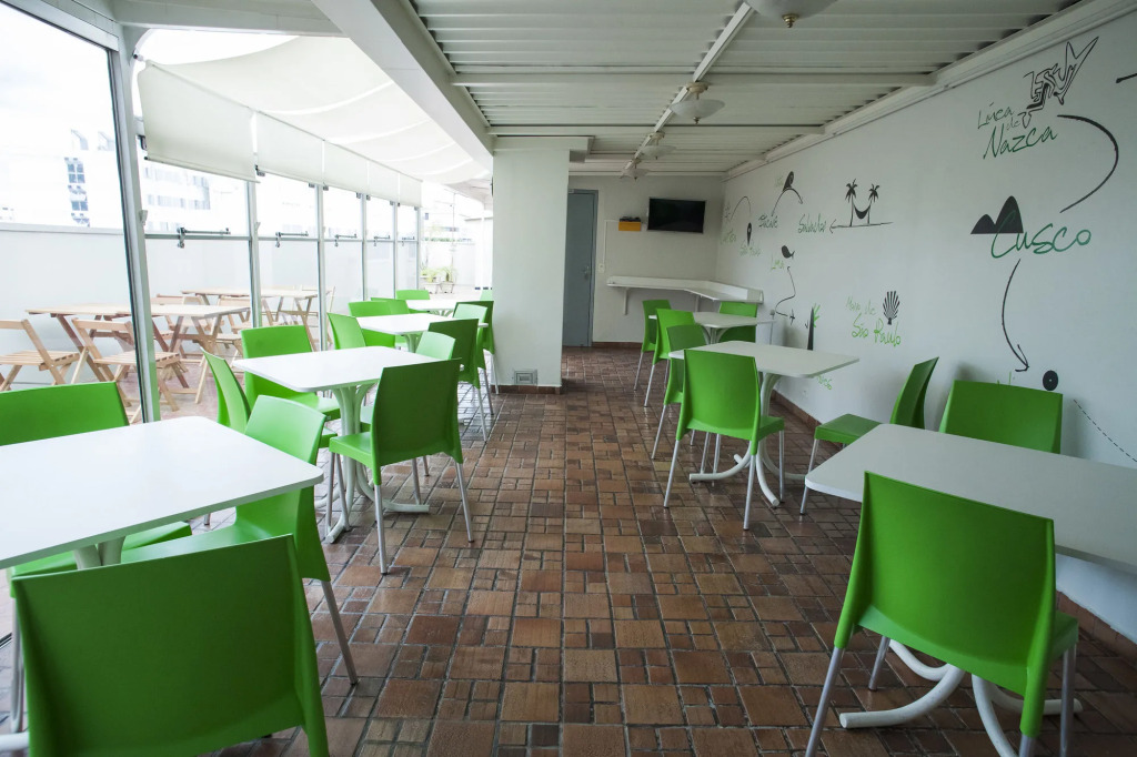 CLH Suites Curitiba