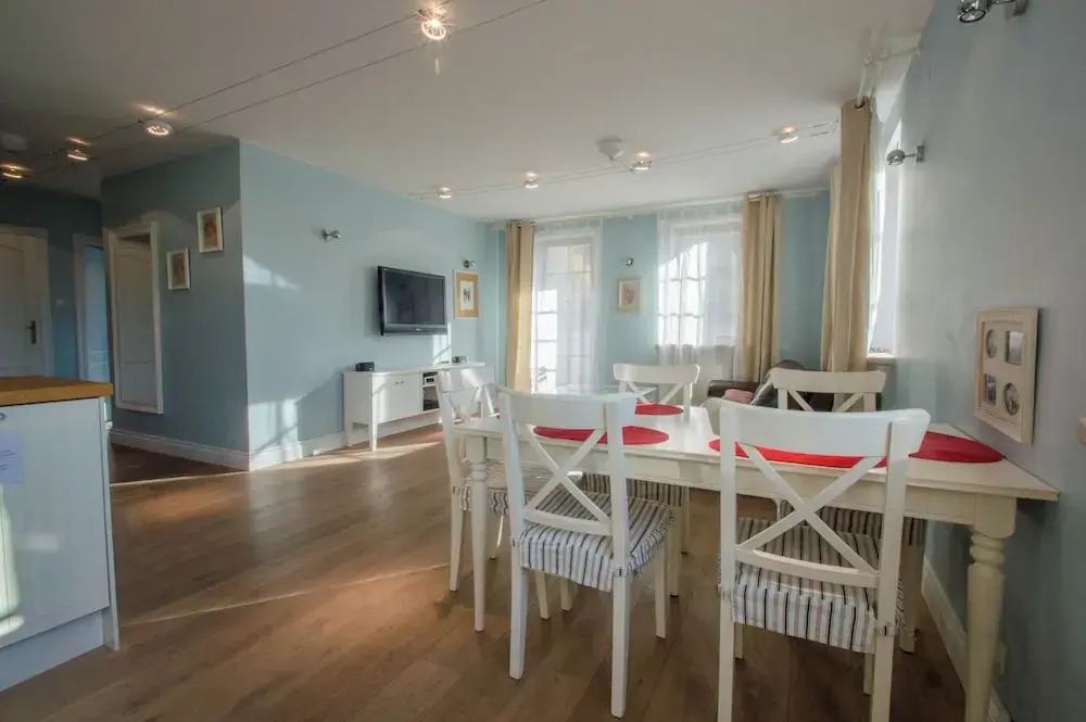 Nautica by Grand Apartments