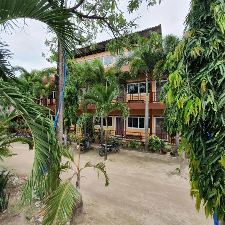 Silver Sands Resort - Koh Tao
