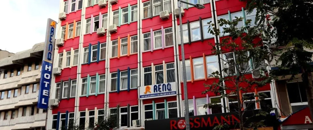 Renq Hotel