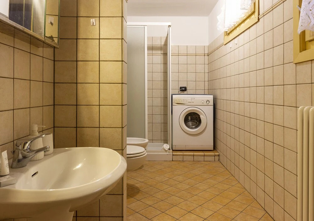 Canossa Apartment