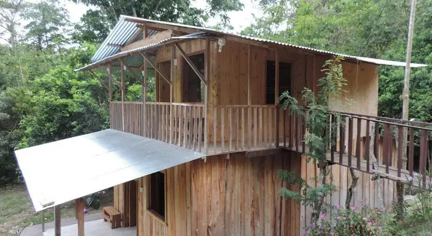 Luna Azul Ecolodge