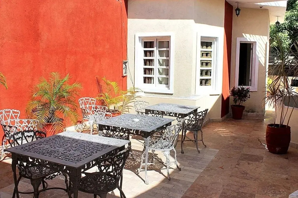 Hostal Sky View