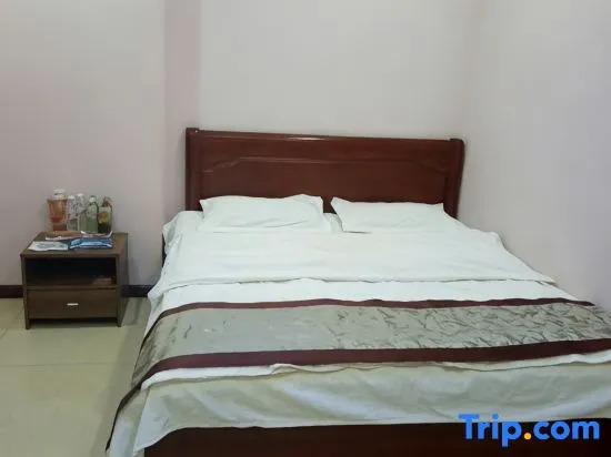 Rixin Hotel (Horqin Left Middle Banner Second Branch)