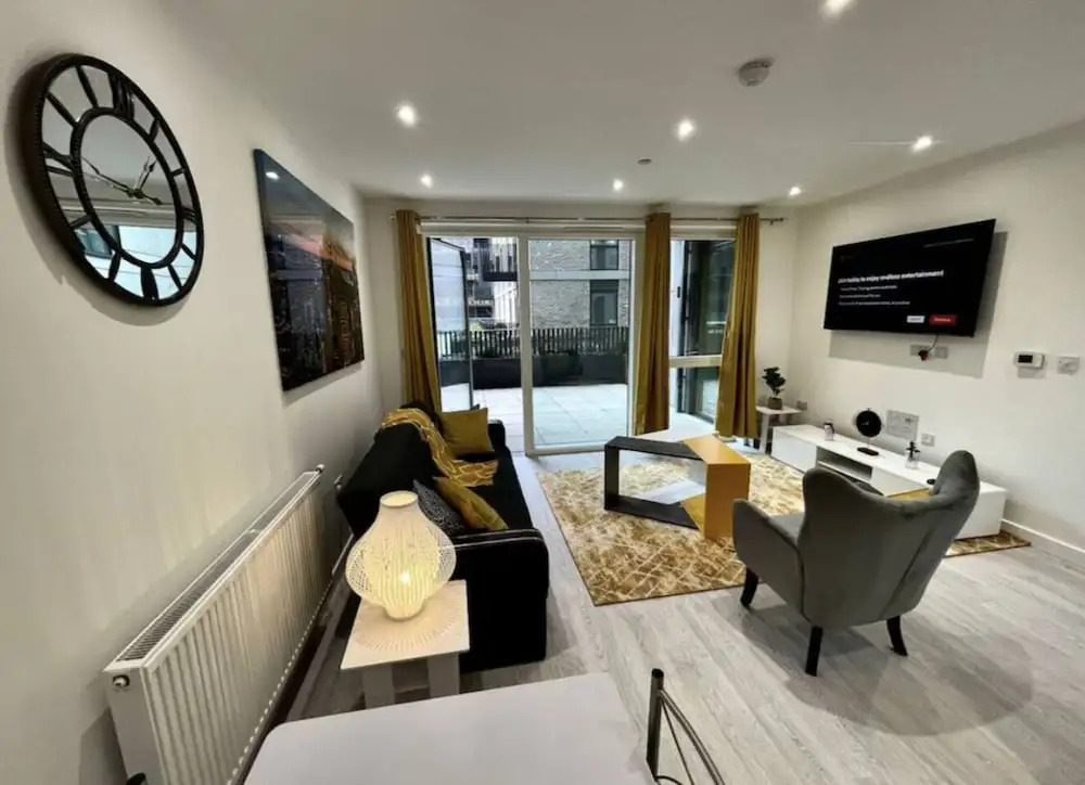 2 Bedroom Flat in Central Bexleyheath With Elevator and Gym Access