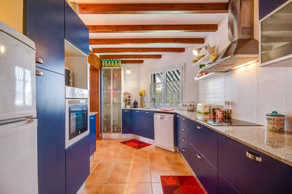Villa Bellviure by Mauter Villas