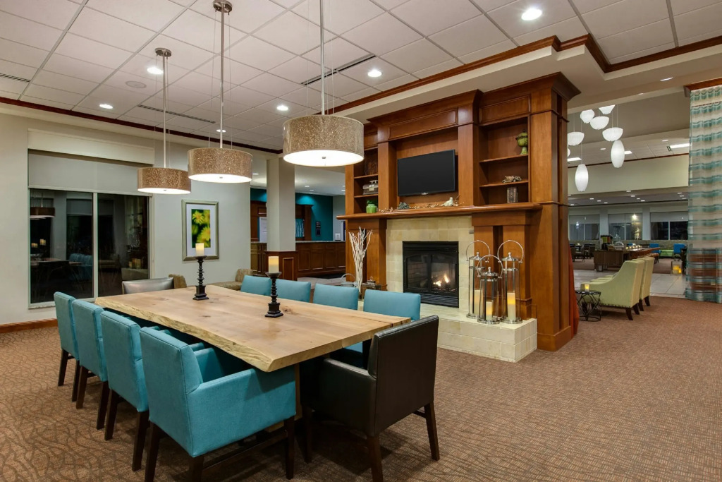 Hilton Garden Inn Lake Forest Mettawa