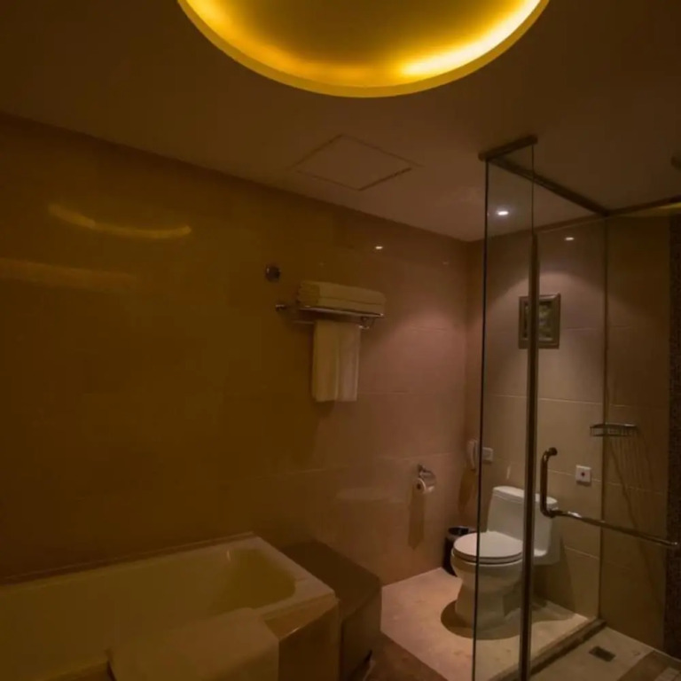 Holiday Inn Sea View