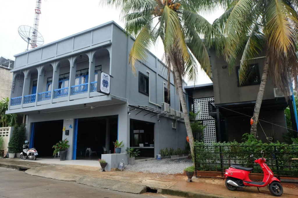 Nokhook House