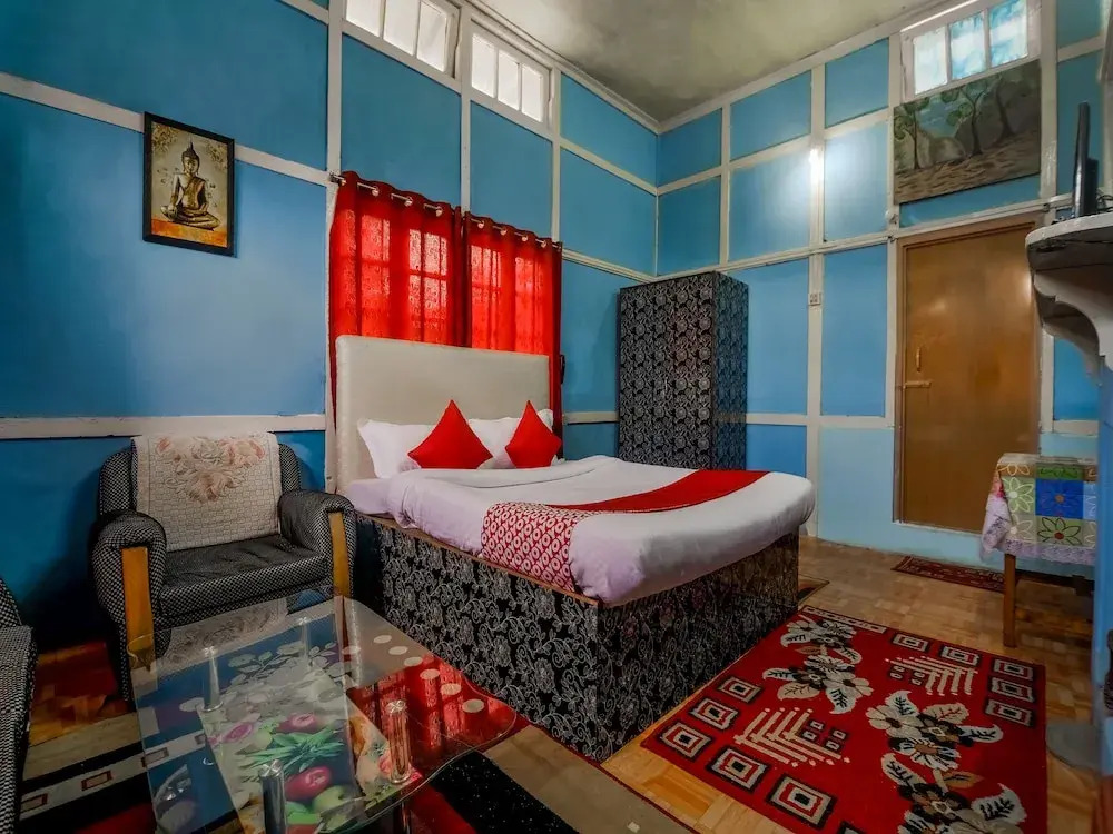 OYO 17225 Hideaway Heritage