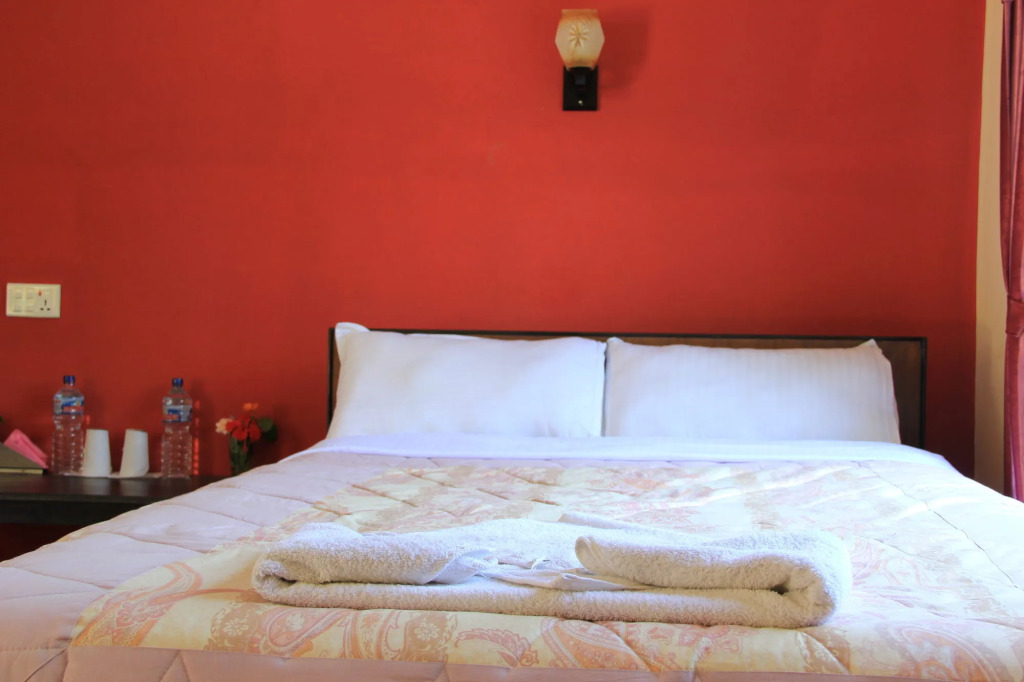Chitwan Safari Resort
