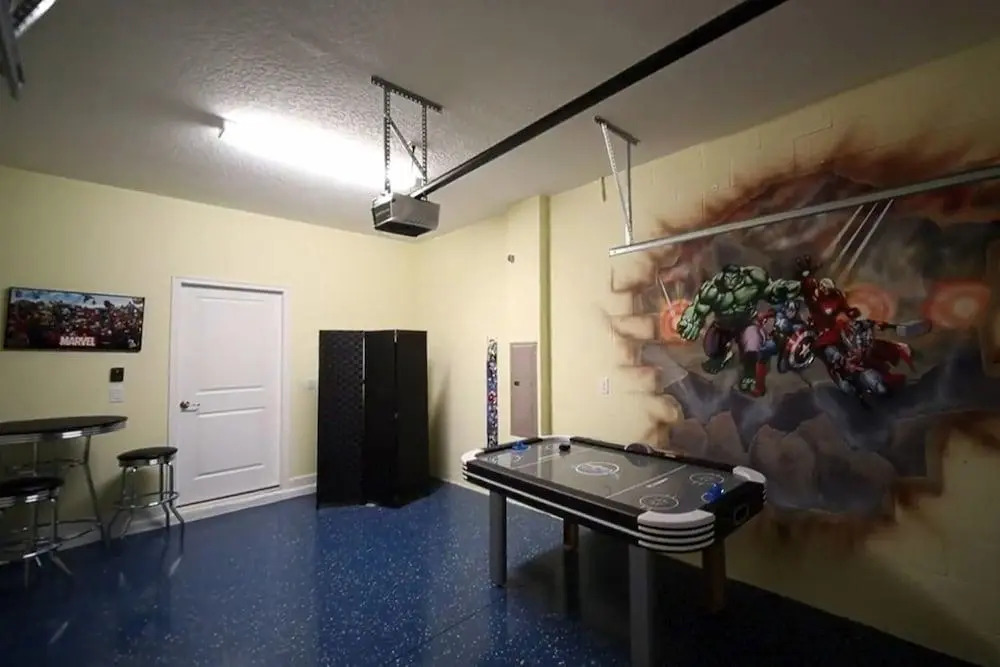 Modern Star Wars Vacation Home CG1593