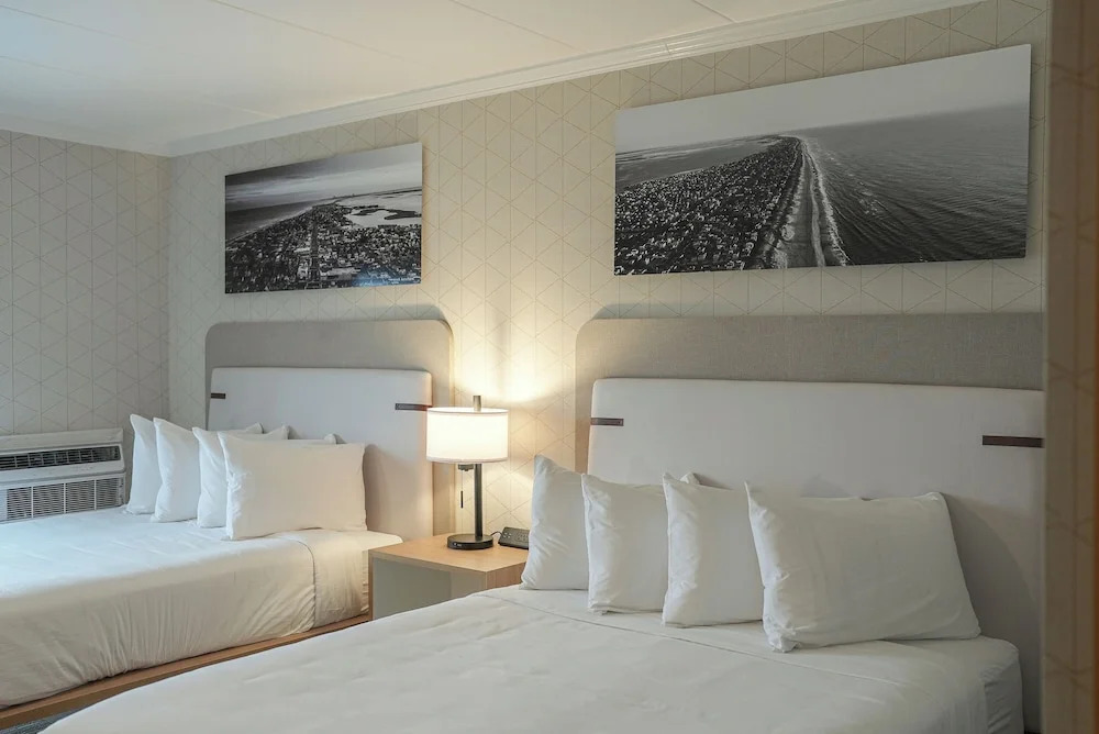 The Boulevard Hotel