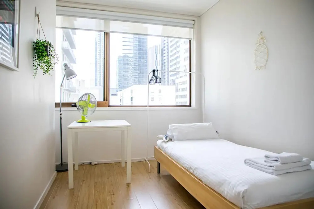 Cozy 3 Bedroom Apartment In The Heart Of Melbourne CBD