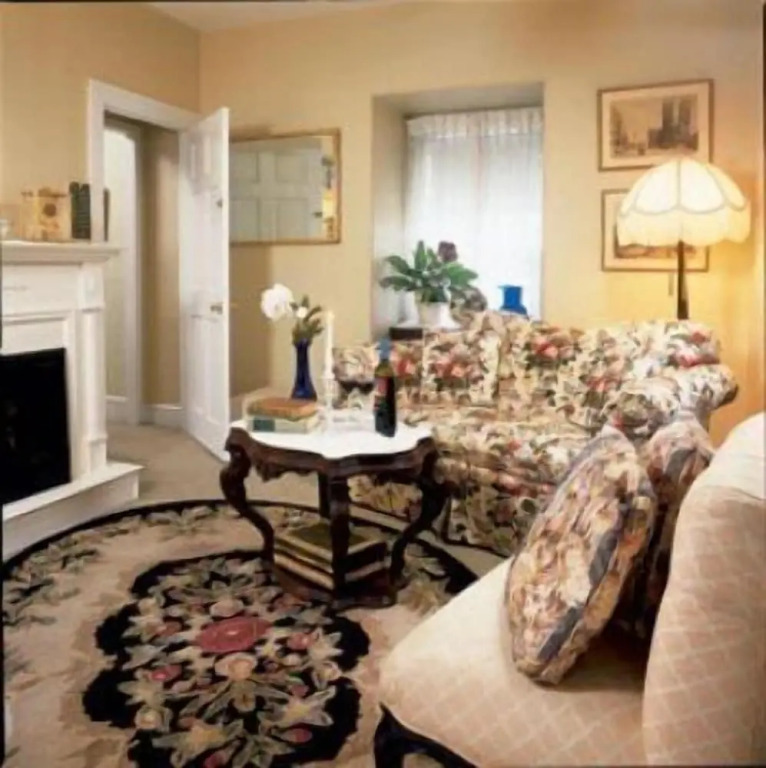 The Mansion Inn