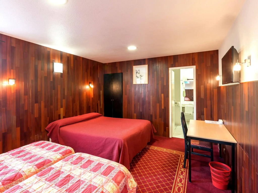 Hôtel Restaurant Le Brennus Logis Hotels